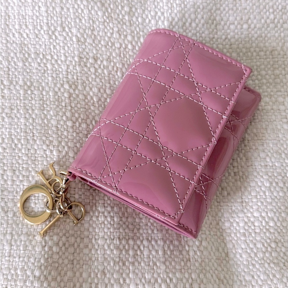 DIOR PATENT LADY DIOR LOTUS WALLET, GREAT CONDITION